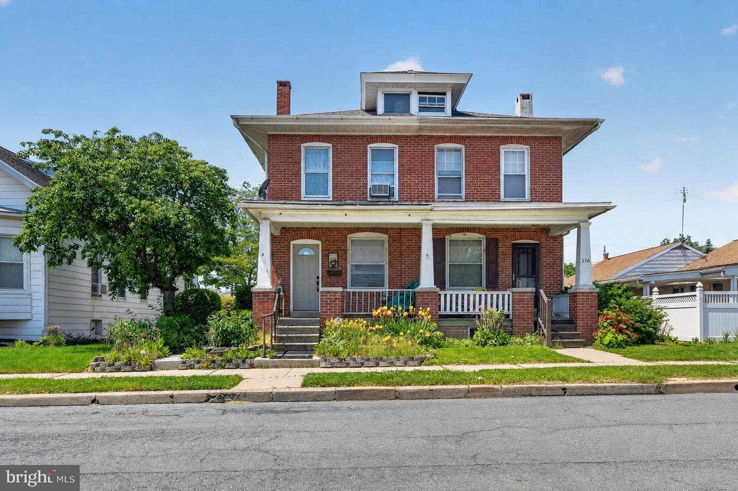 114 Woodside Avenue
