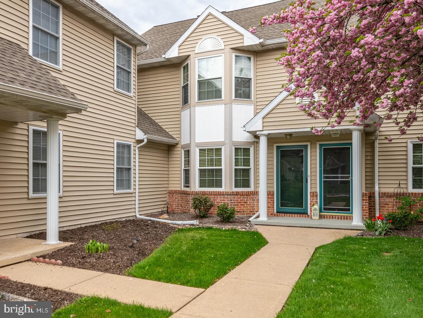 121 Heather Lane
