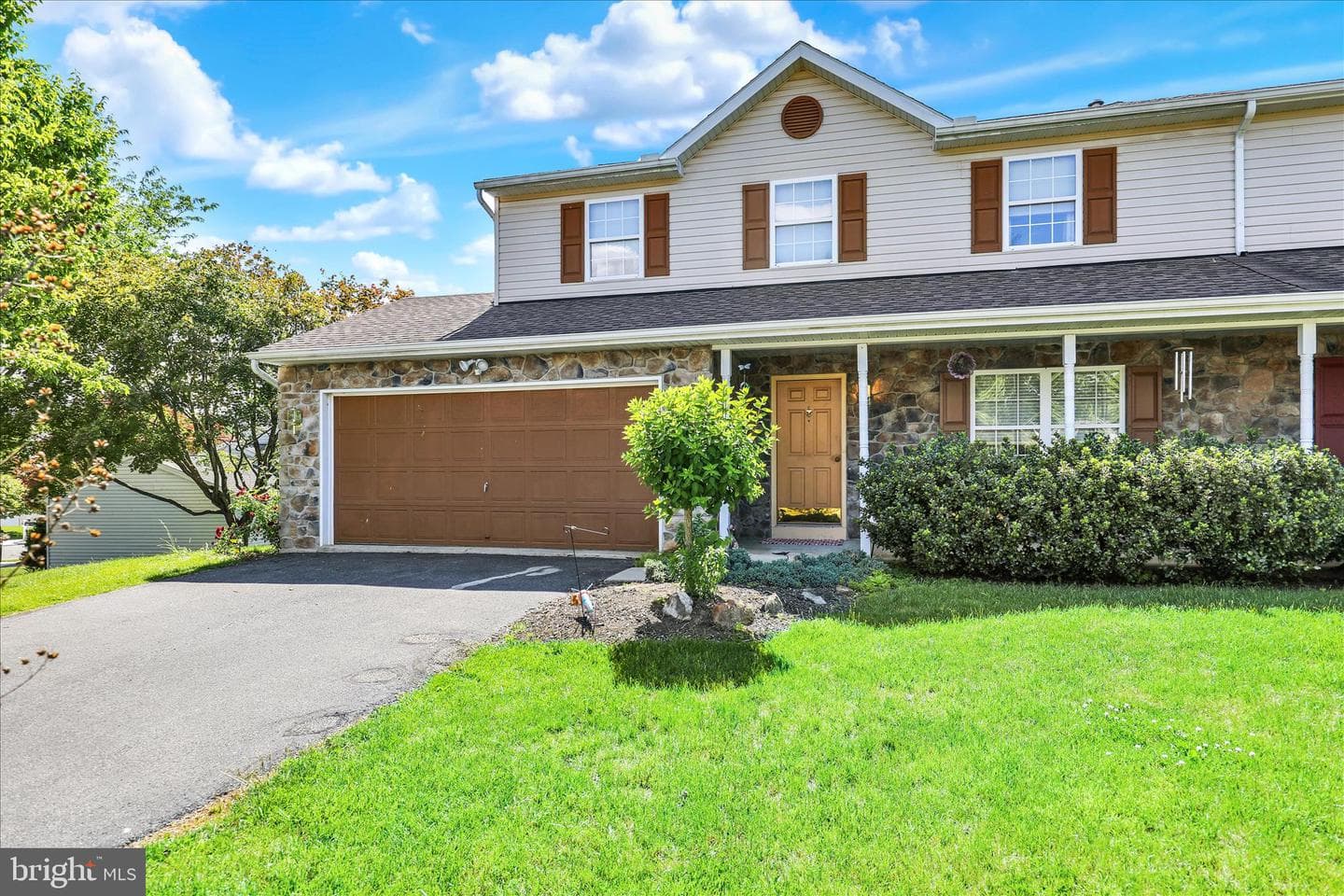 1032 Amity Circle