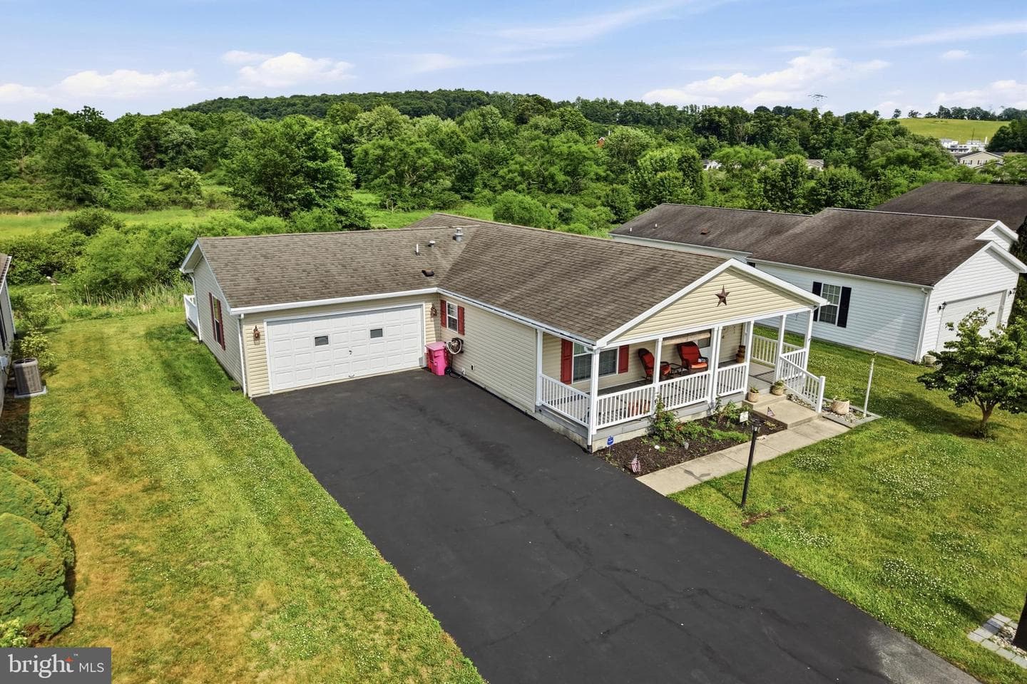 27 Eagles Watch N, Bechtelsville