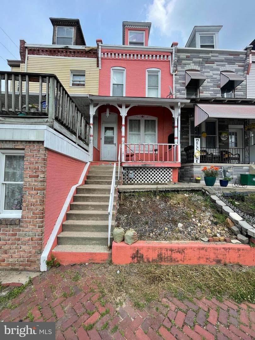 1057 N 12th Street