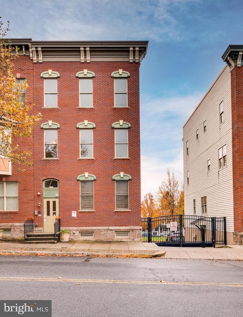 1016 Penn Street, Reading