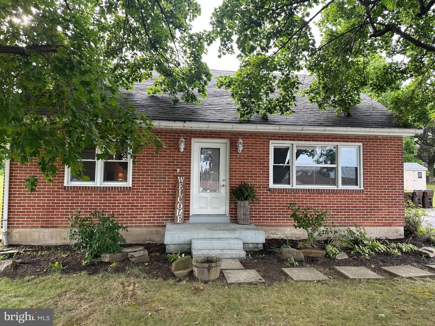 639 Chestnut Street, Bally