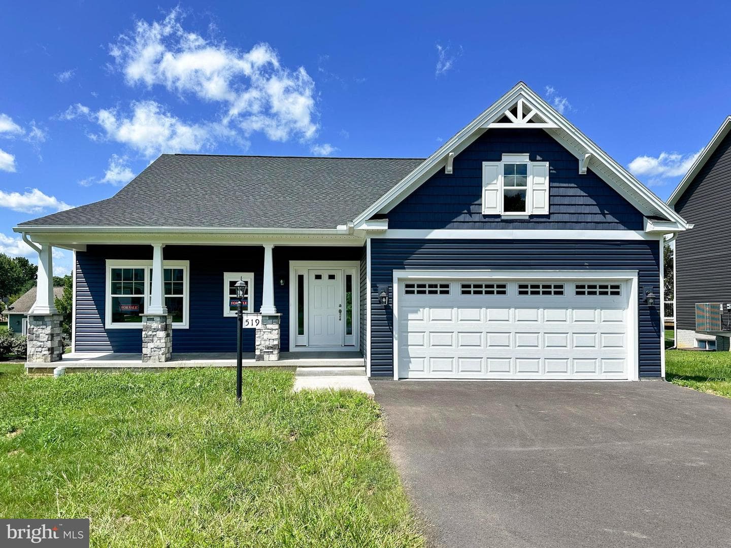 519 Sourwood Drive photo 1