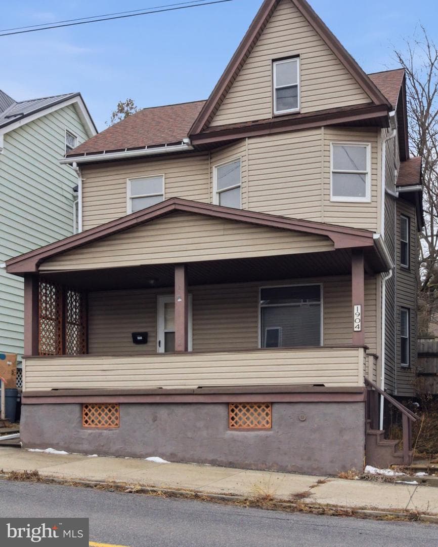 1904 4th Street photo 1