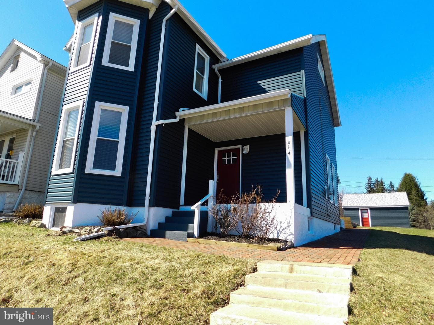 4112-4114 Beale Avenue photo 1