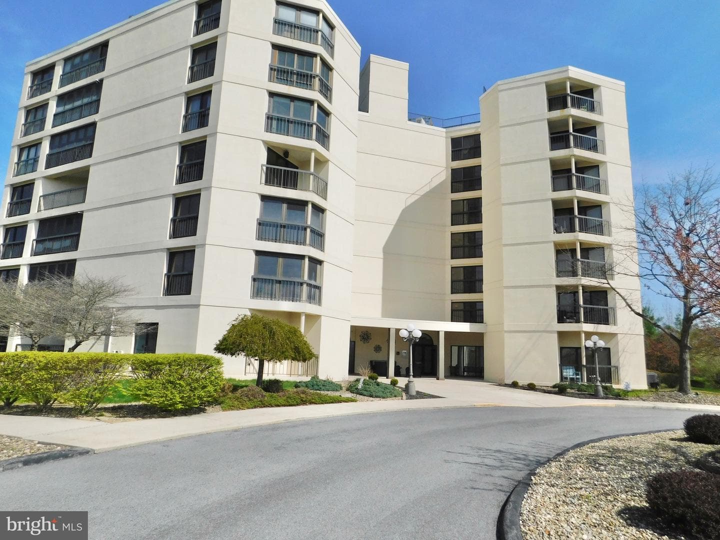 415 Parkview Lane #603 Penthouse photo 1