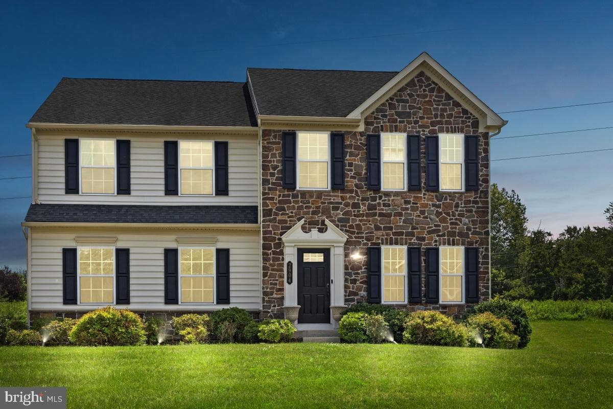 2904 Maggie Way photo 1