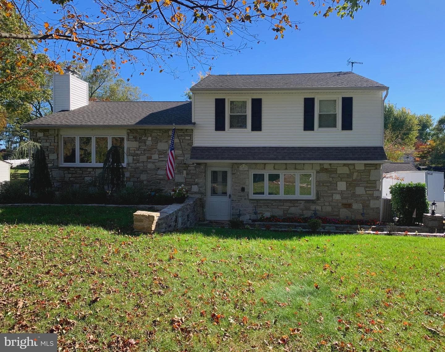 560 Churchville Lane photo 1