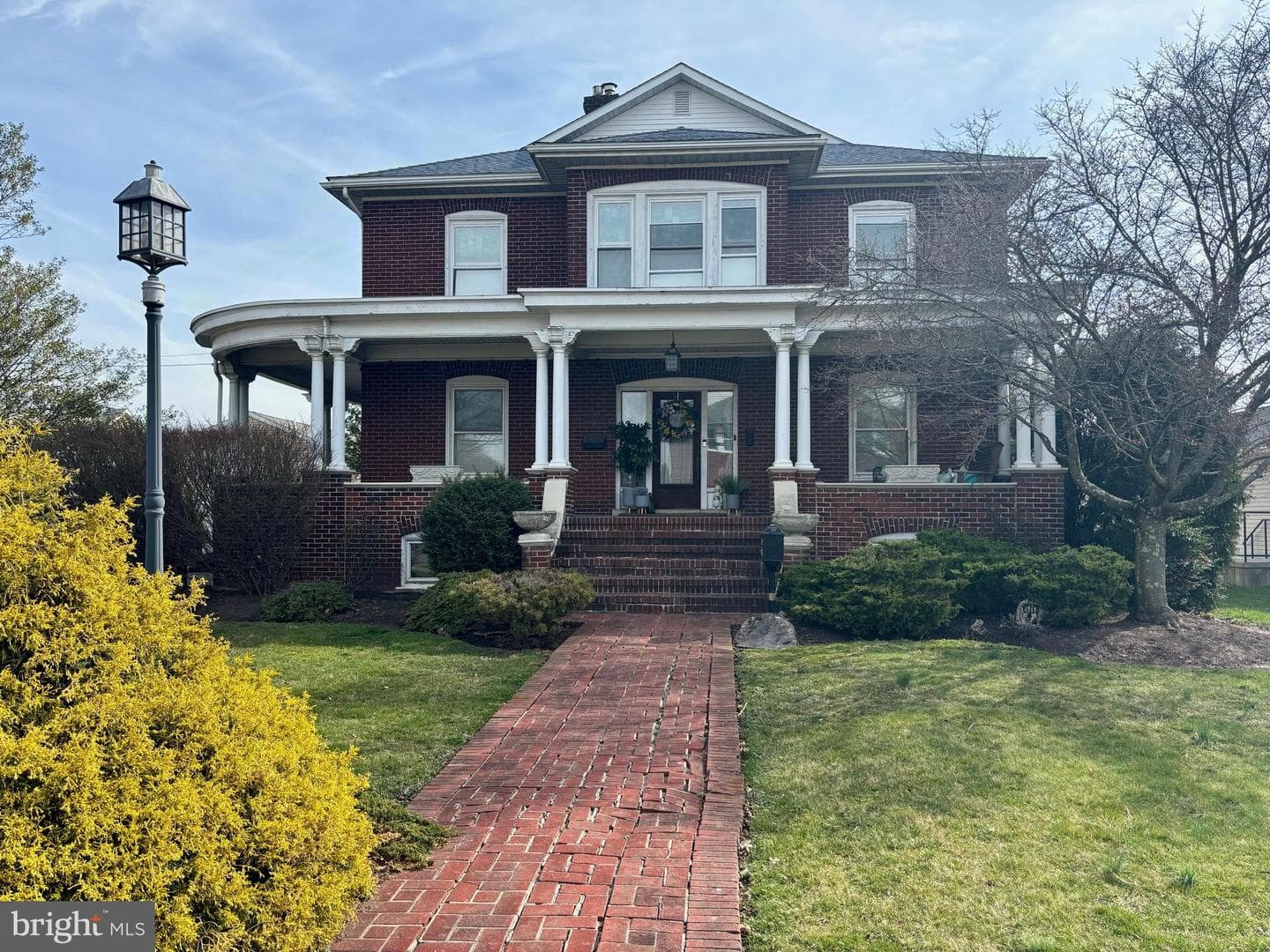 237 N Hellertown Avenue photo 1