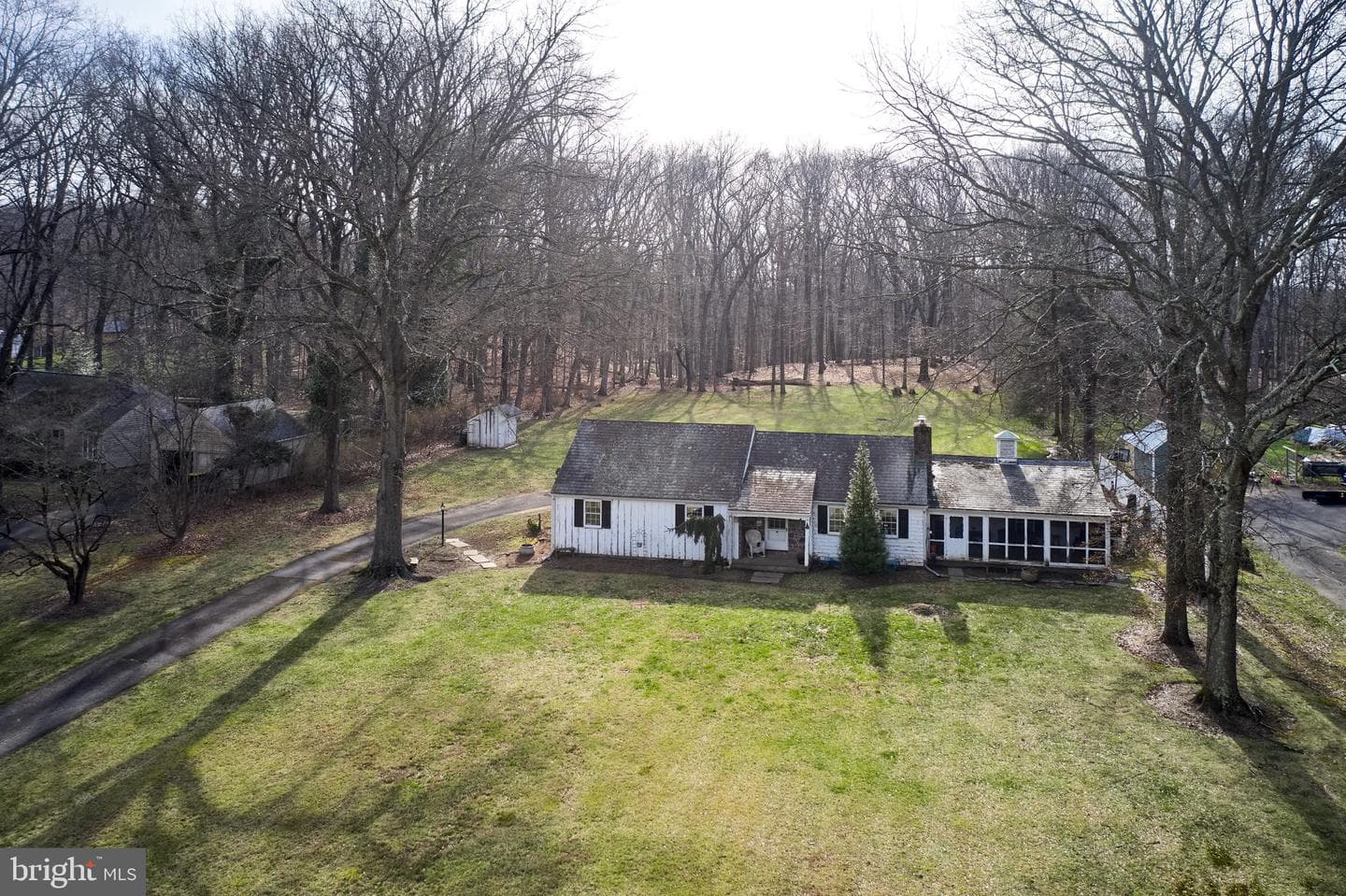 77 Cherry Lane photo 1