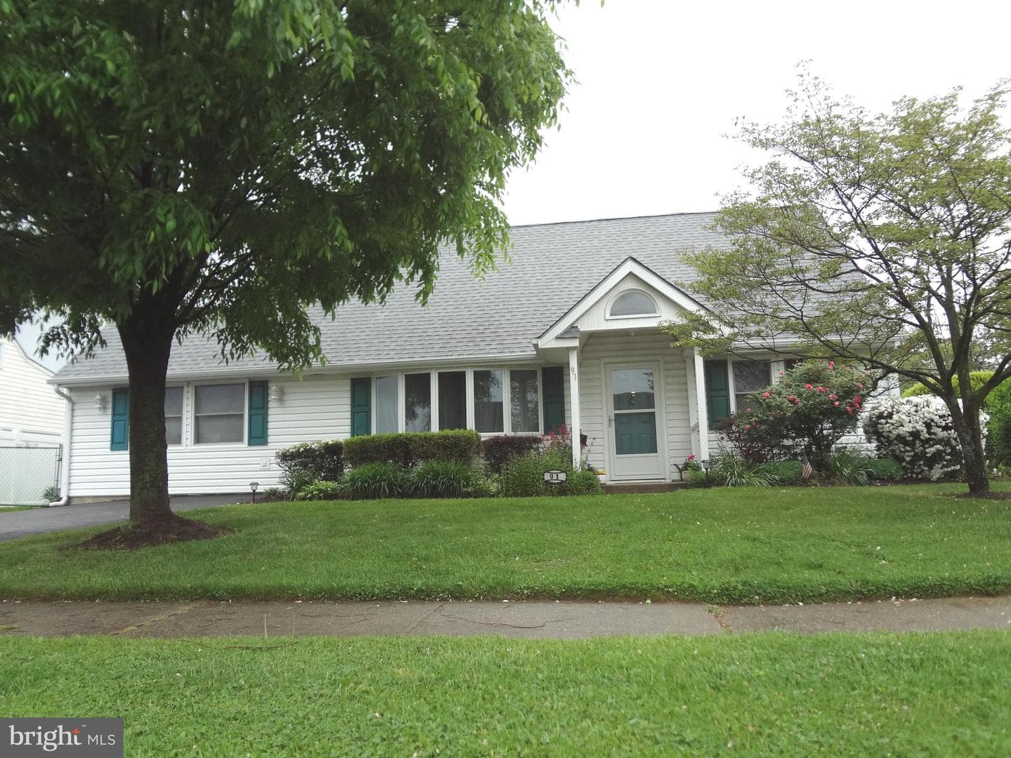 91 Cardinal Road photo 1