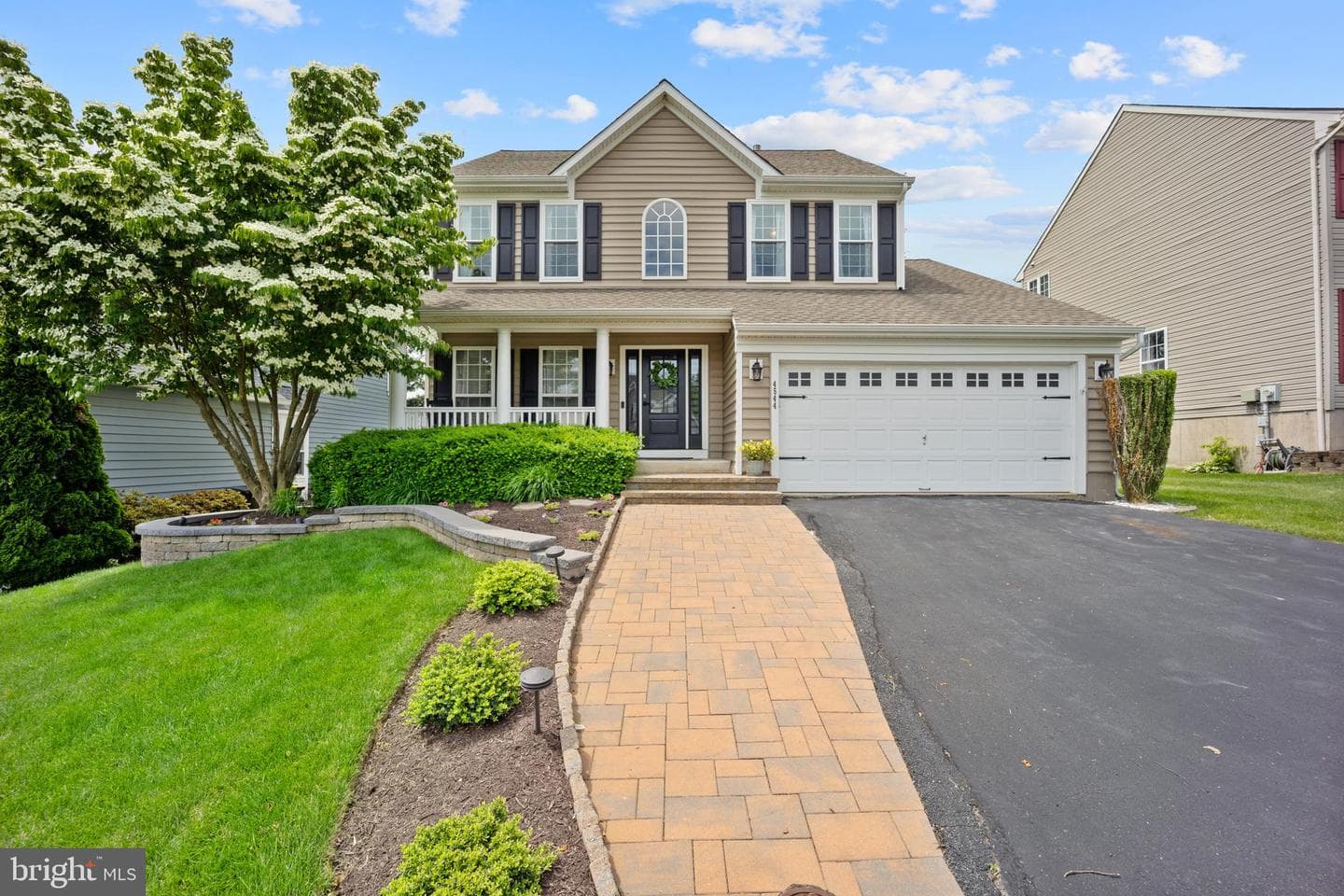 4544 Summerhill Drive photo 1