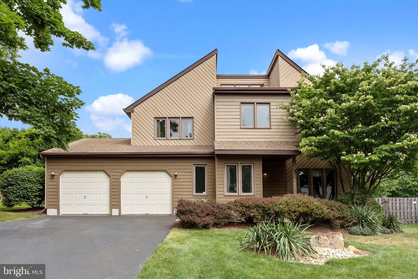861 Jason Drive photo 1