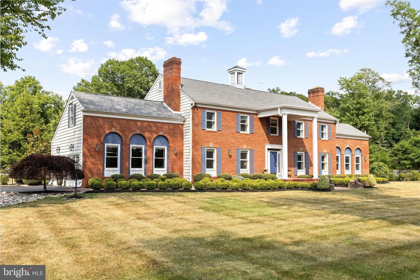 1464 River Road photo 1