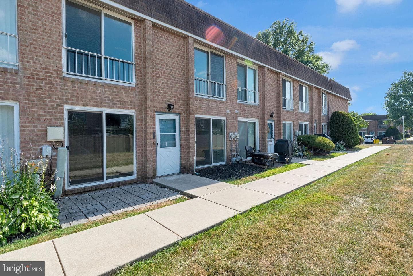 517 Germantown Court photo 1