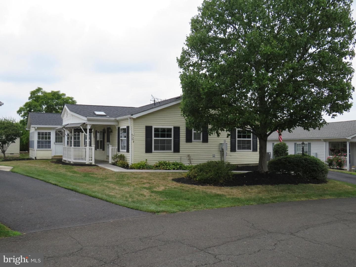 410 Redbird Court photo 1