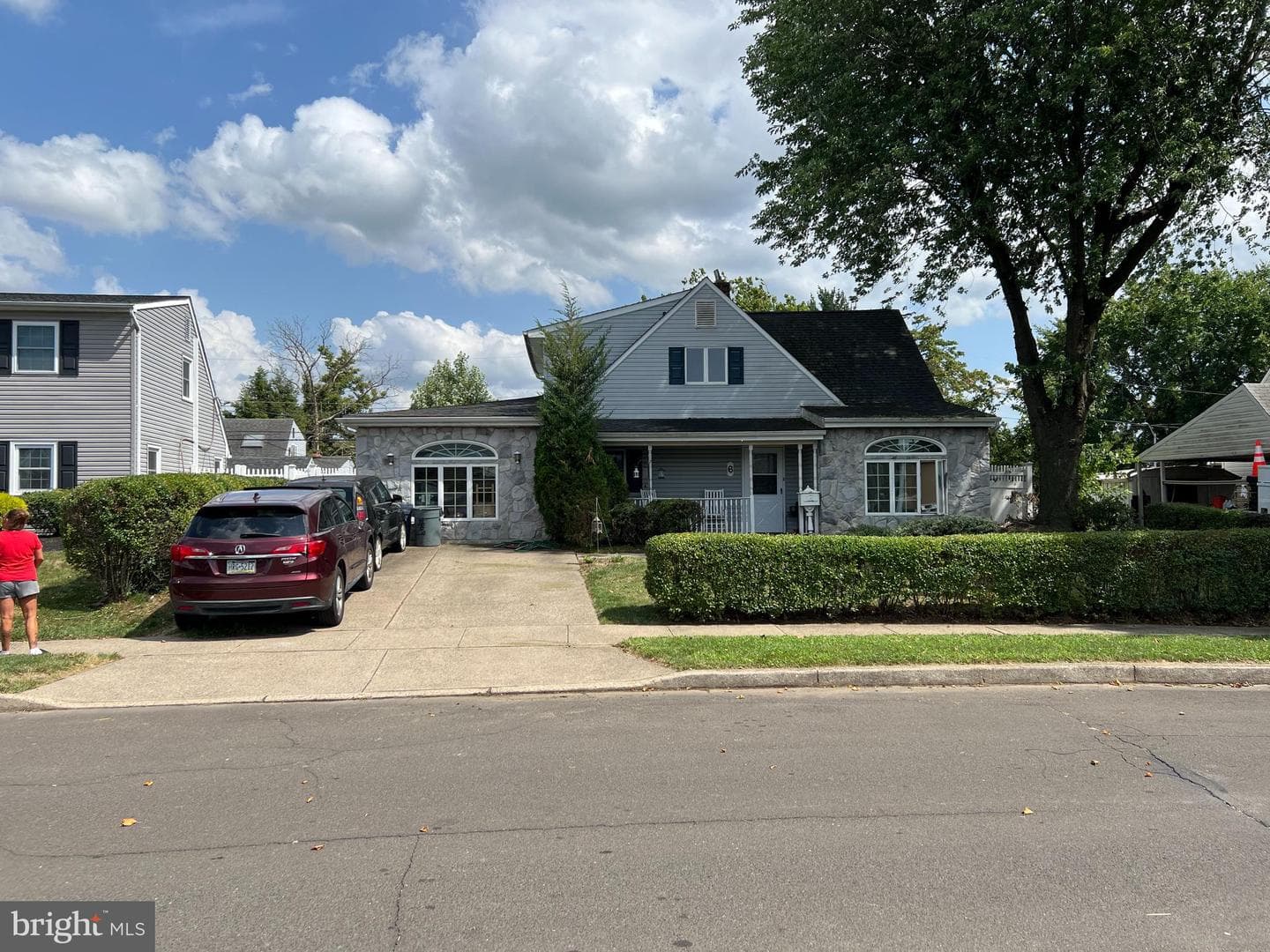 6 Nearwood Lane photo 1