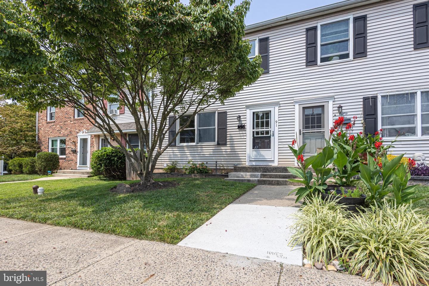 91 W Clymer Avenue photo 1
