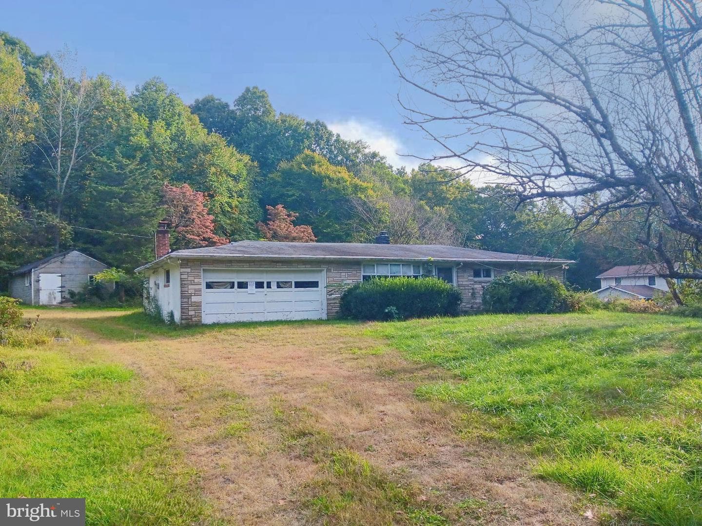 4363 Axe Handle Road photo 1
