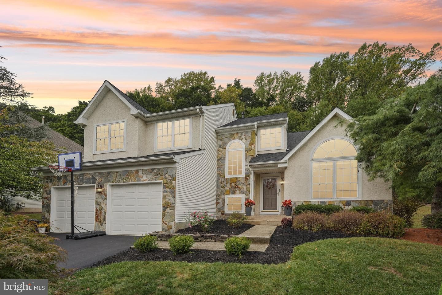 43 Cliveden Drive photo 1