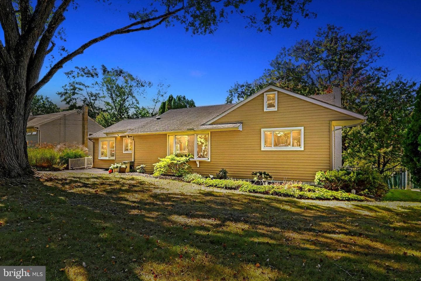 11 Fairway Drive photo 1