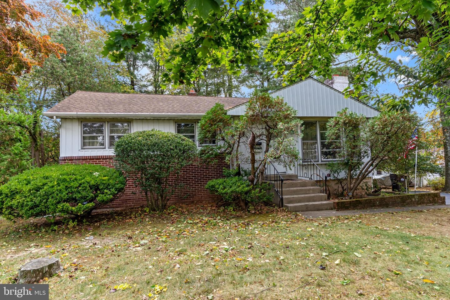 612 S Chubb Drive photo 1