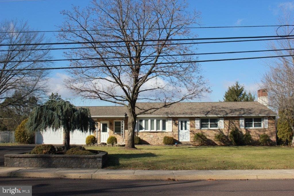 317 E Branch Road photo 1