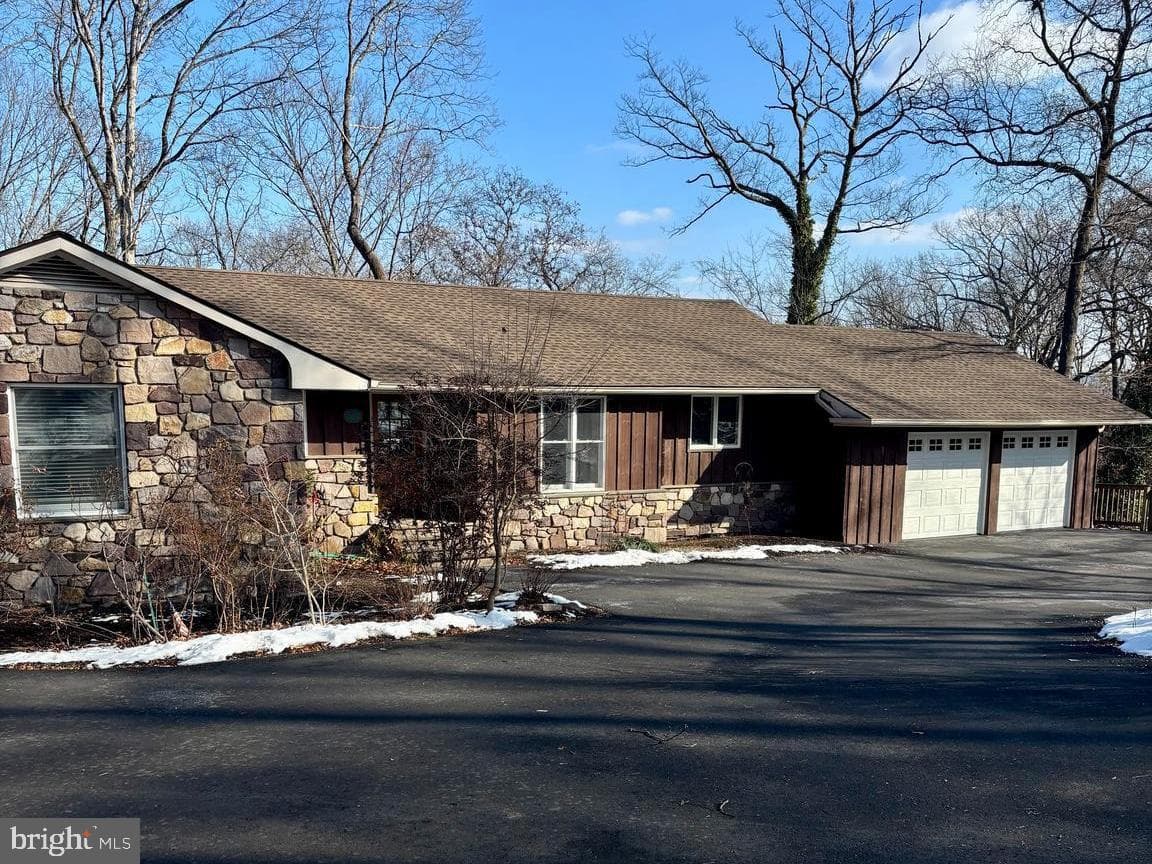 6683 Chapel Road photo 1