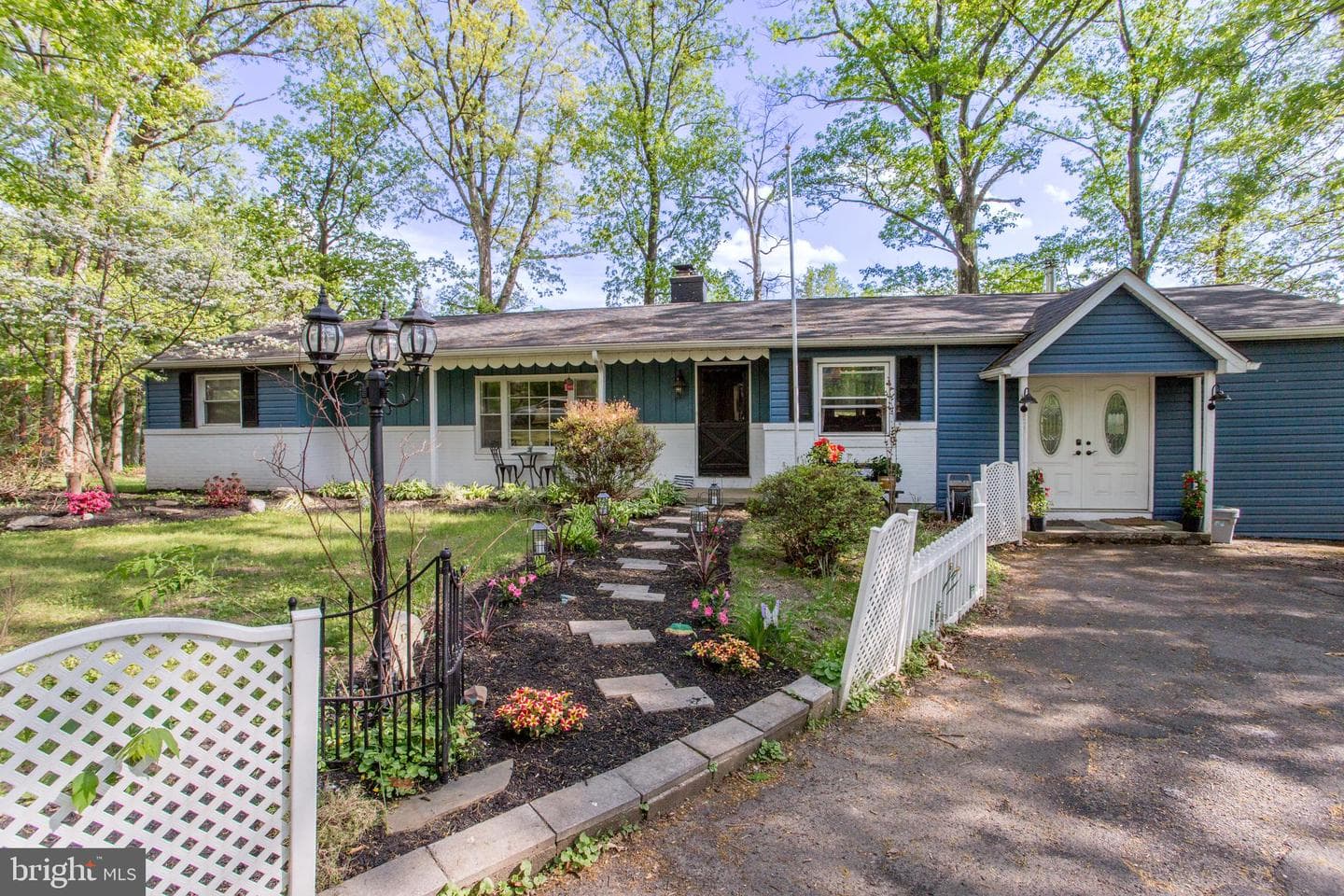 432 Swartley Road photo 1