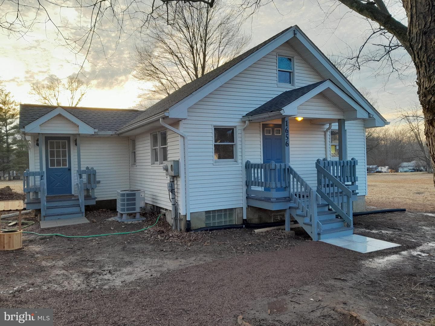 1656 Chestnut Ridge Road photo 1