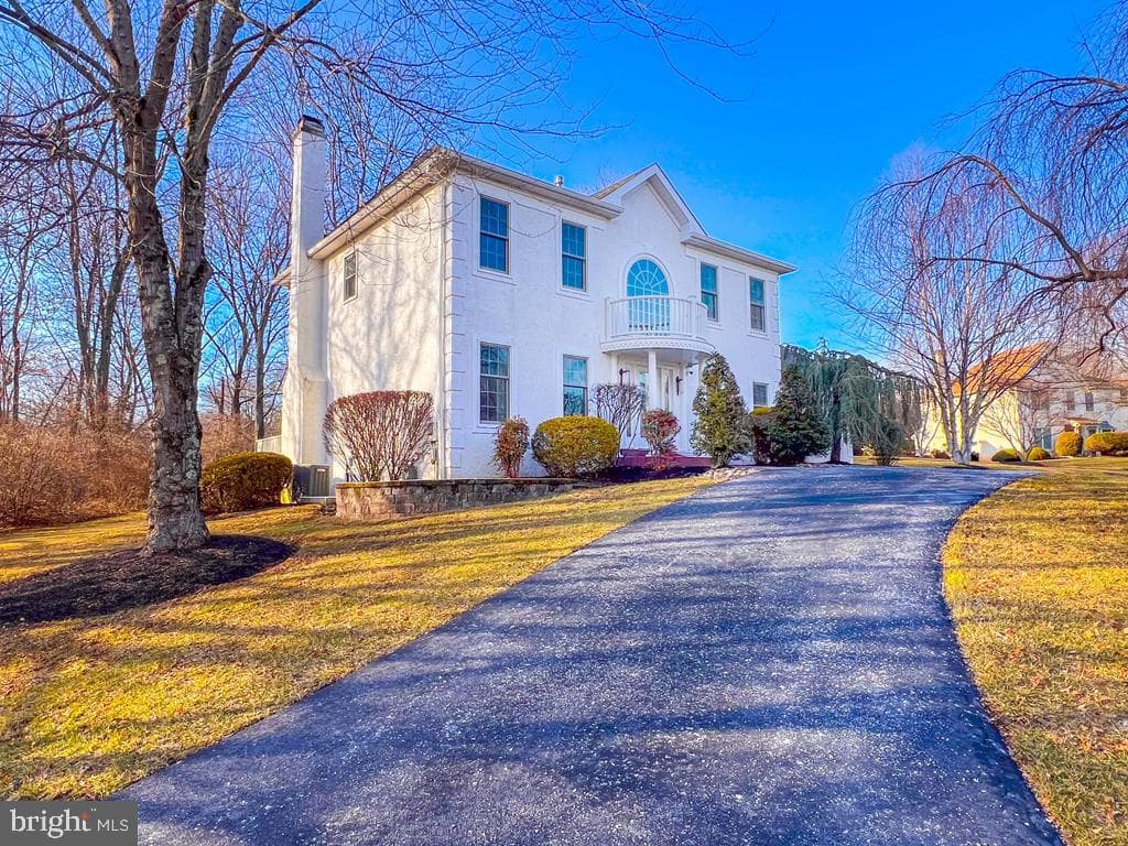 1412 Marielle Drive photo 1