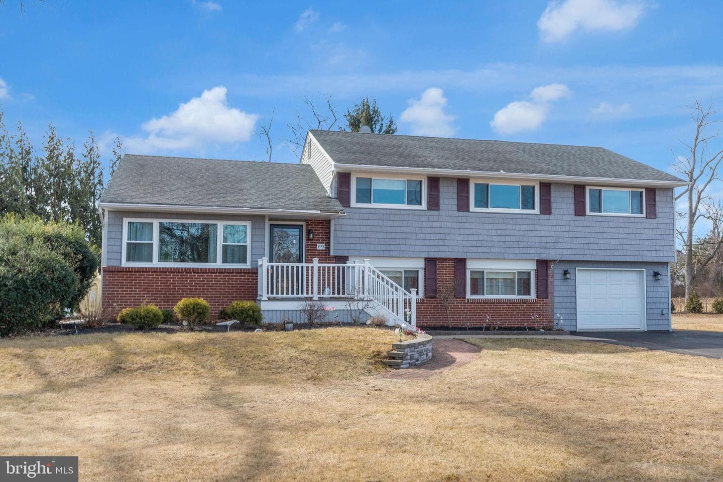 69 Upper Hilltop Road photo 1