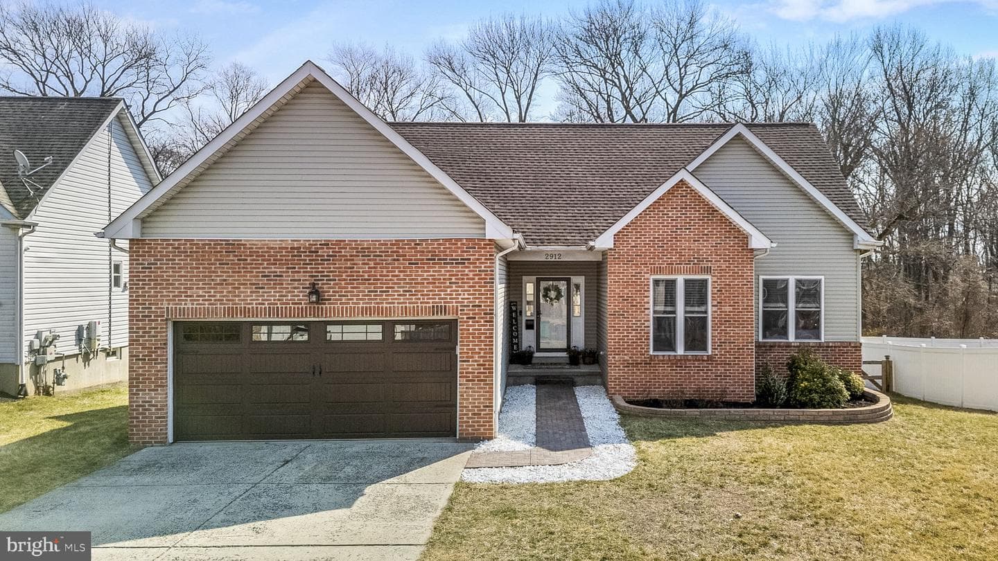 2912 Dixon Avenue photo 1
