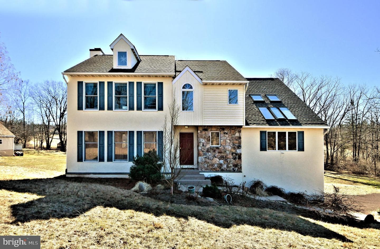 1486 Fairhill Road photo 1