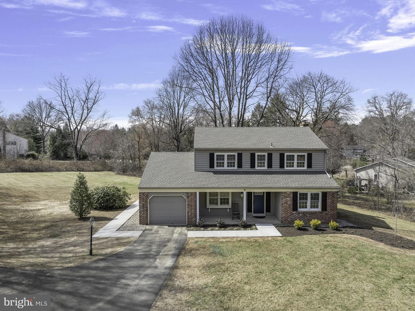 138 Rogers Road photo 1