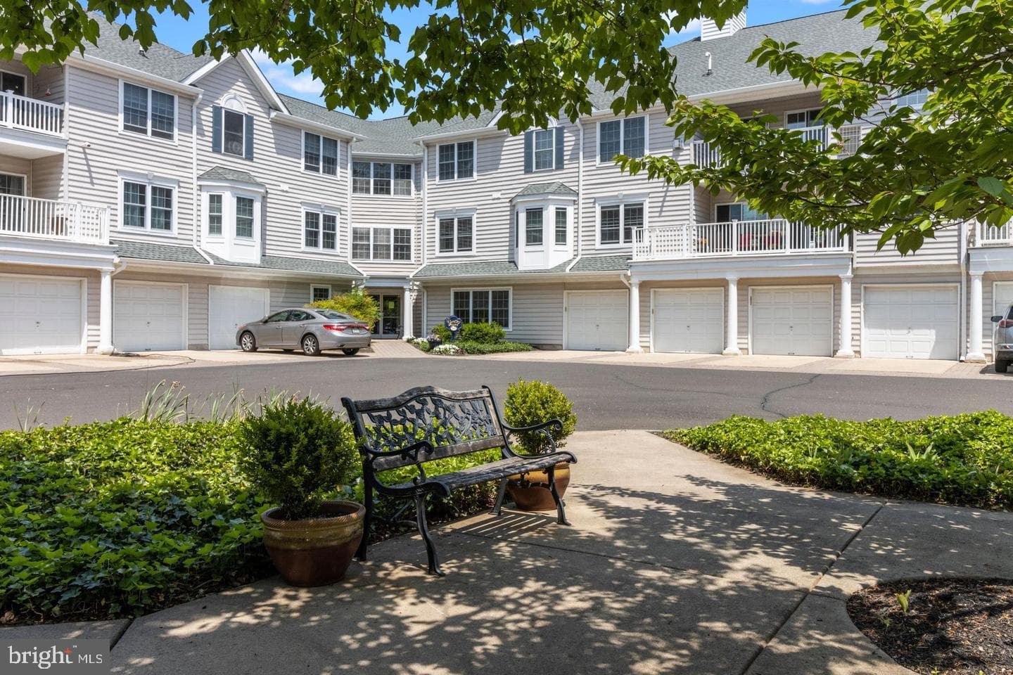 42 W College Avenue #319 photo 1