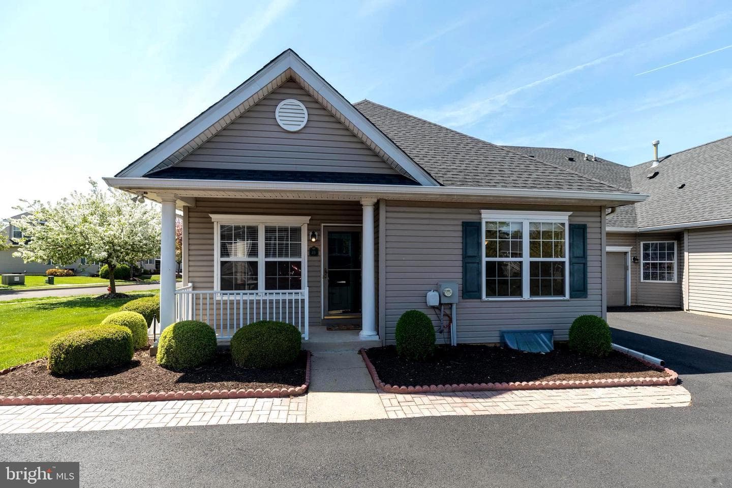 49 Freedom Lane photo 1