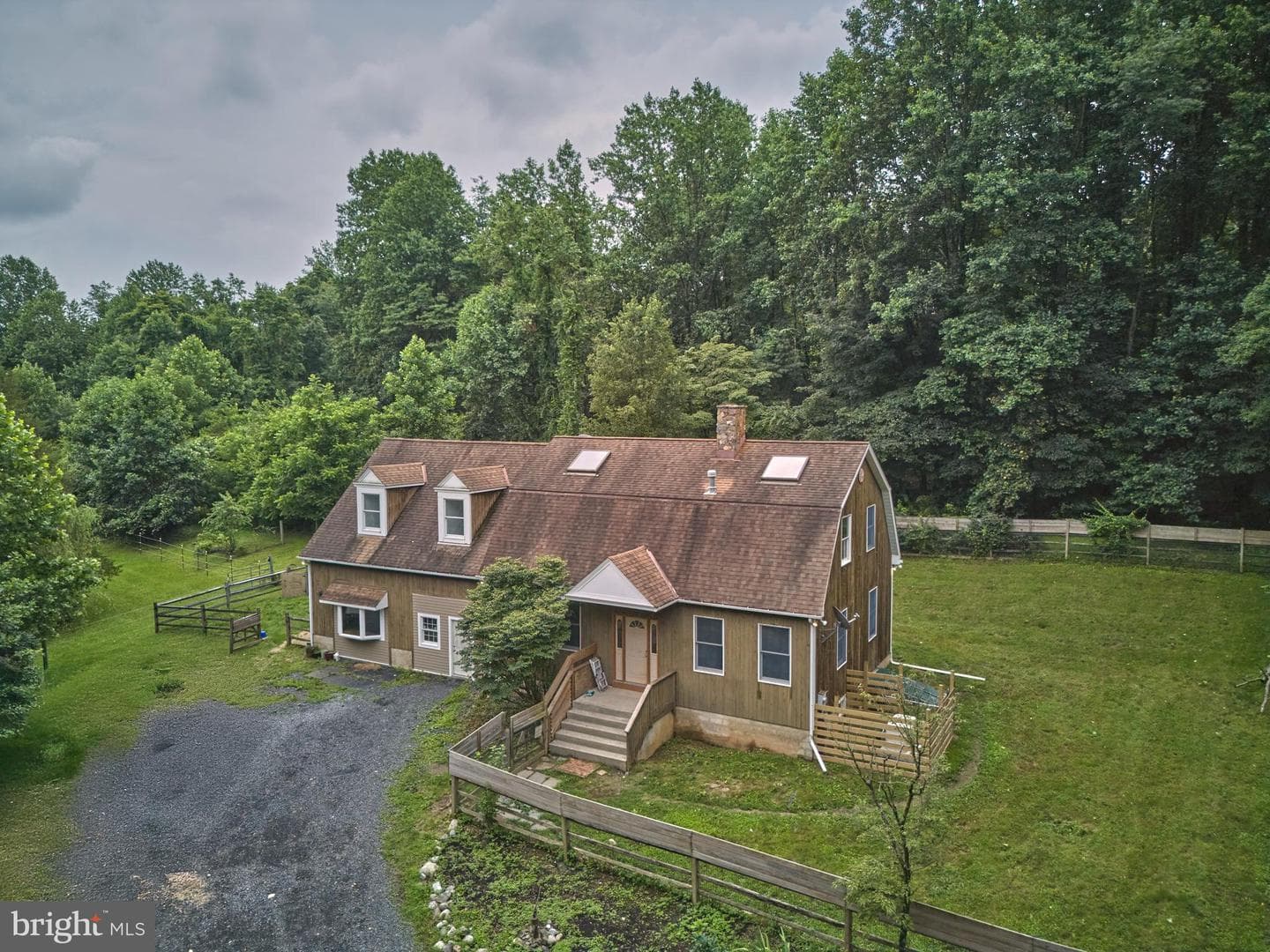 130 Rattlesnake Road photo 1