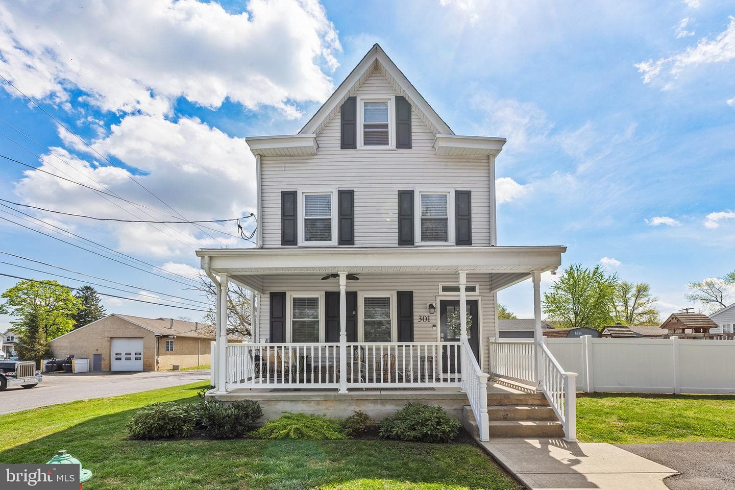 301 Harrison Avenue photo 1