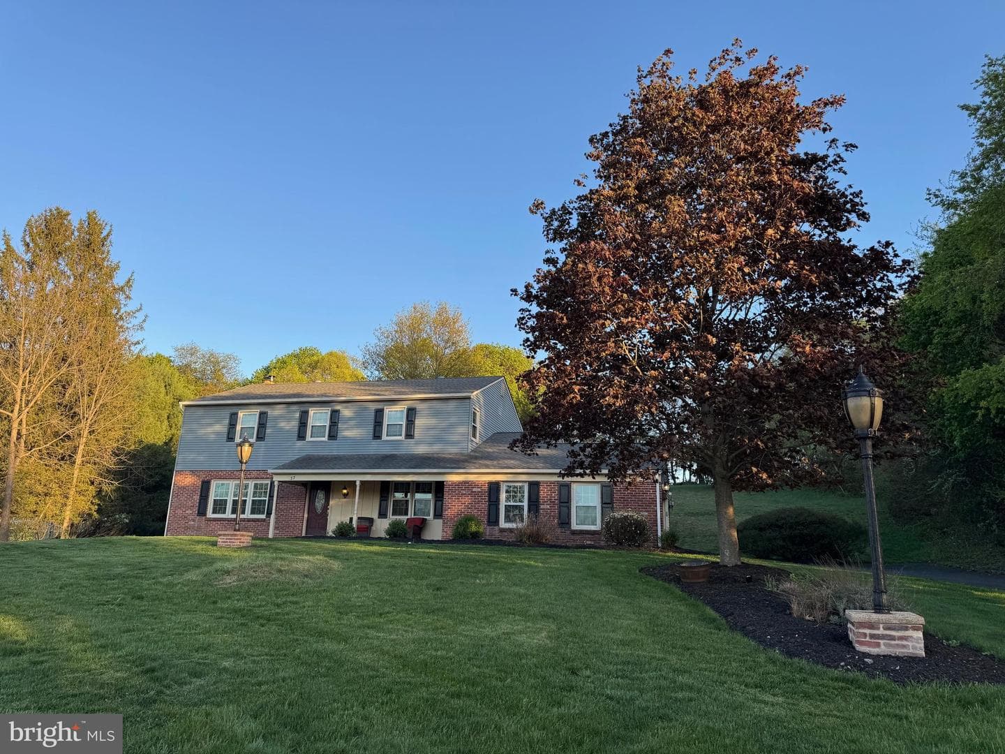 37 Valley Drive photo 1