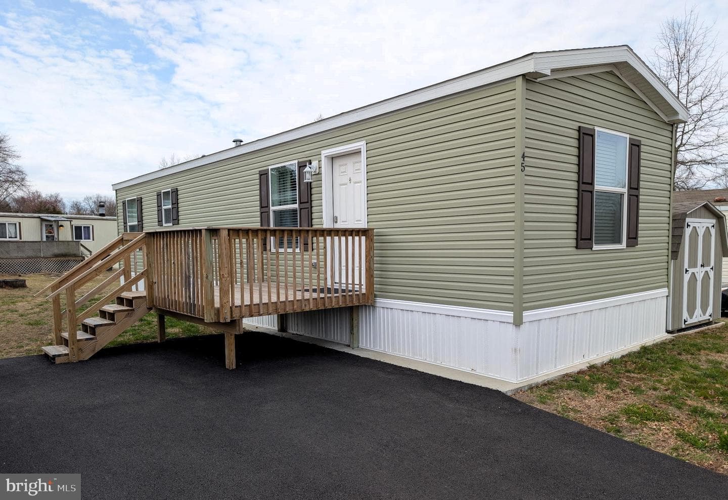 45 Center Hill photo 1