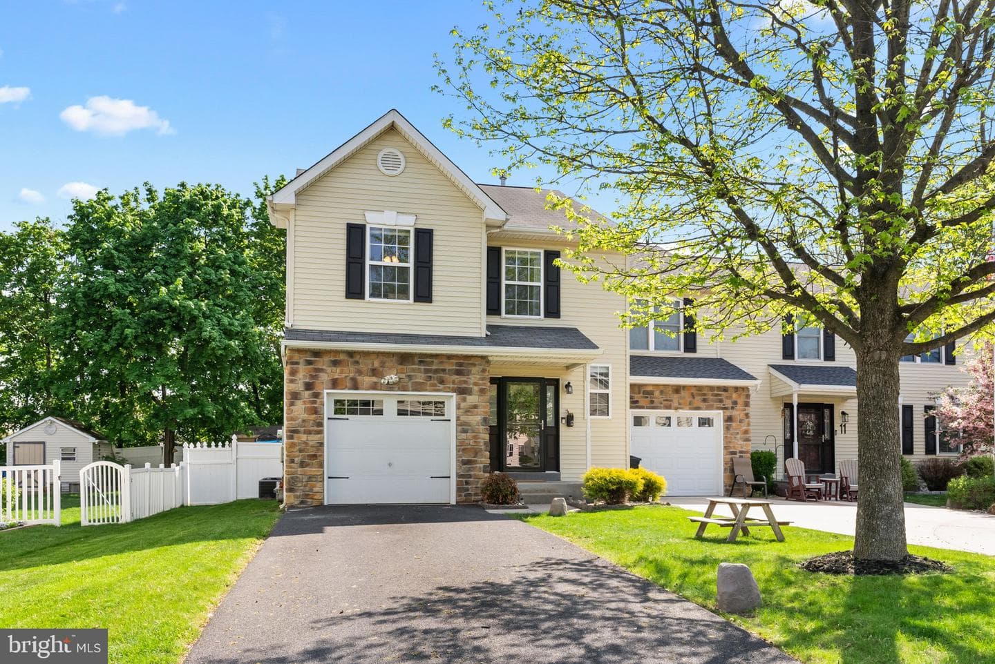 12 Coolidge Avenue photo 1