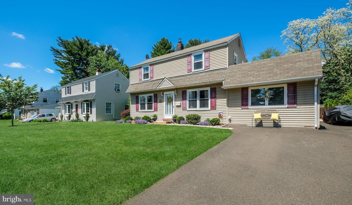 118 Woodlawn Road photo 1
