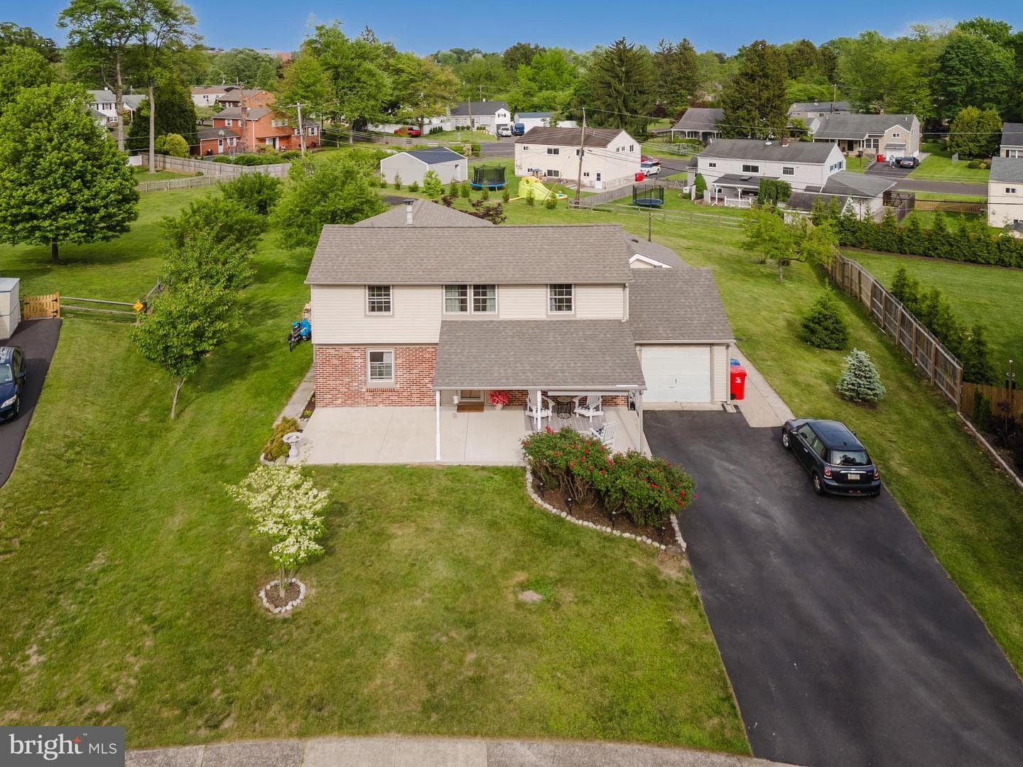 431 Camberly Road photo 1