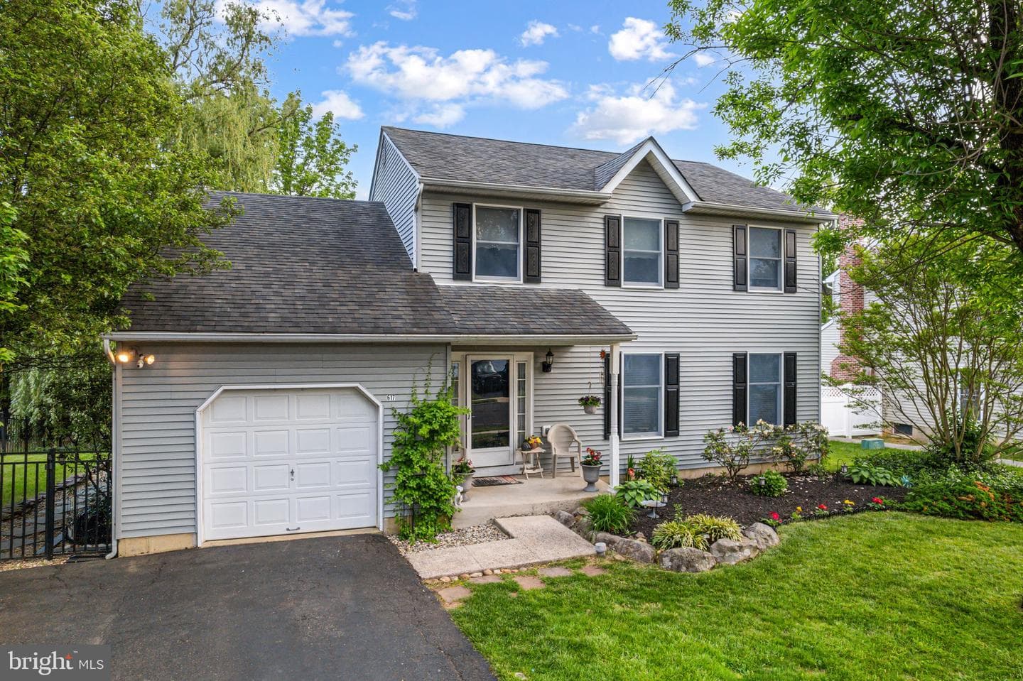 617 Highpointe Circle photo 1