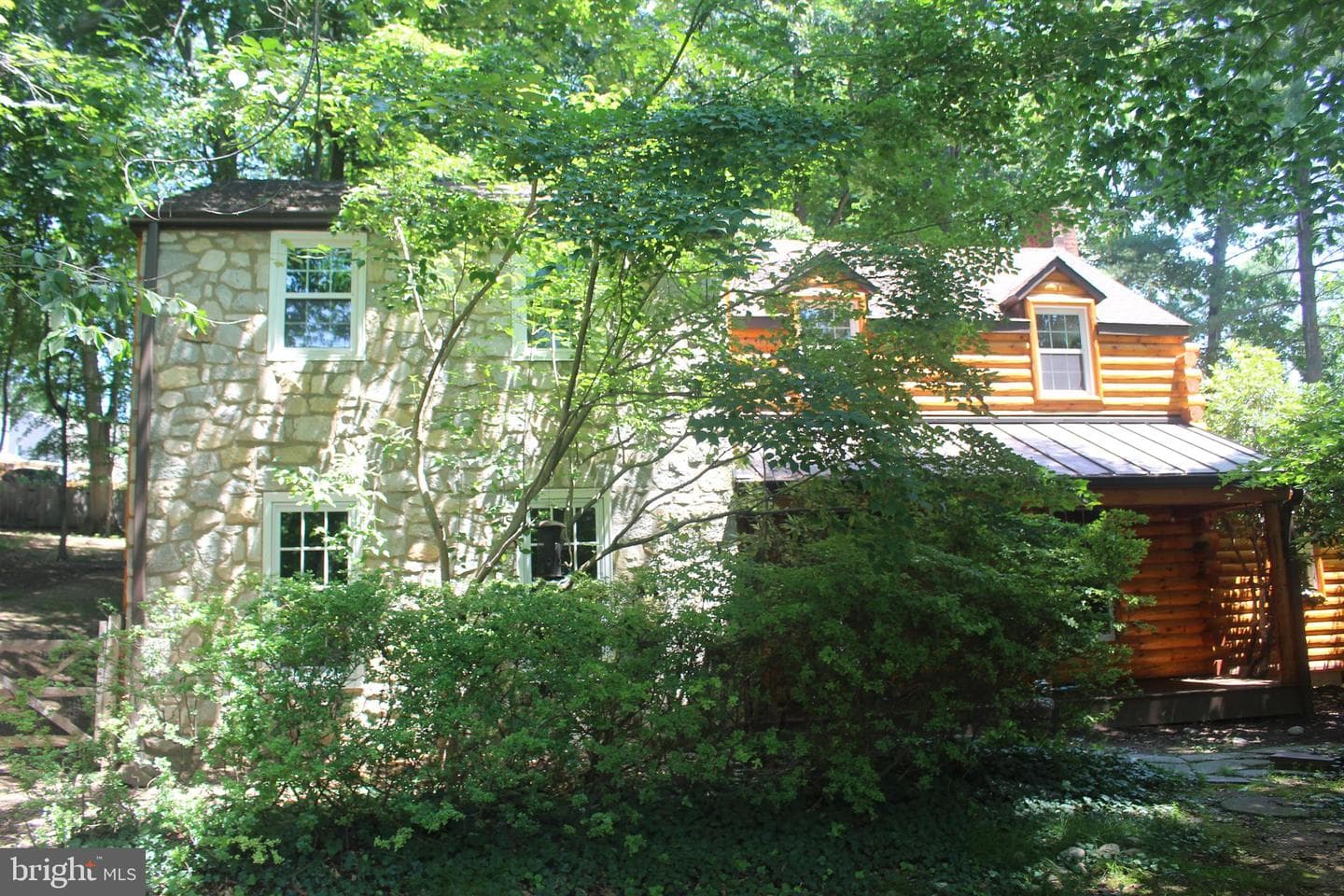 78 Tower Hill Road photo 1