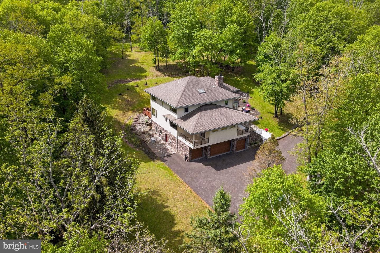 282 Aqueduct Road photo 1
