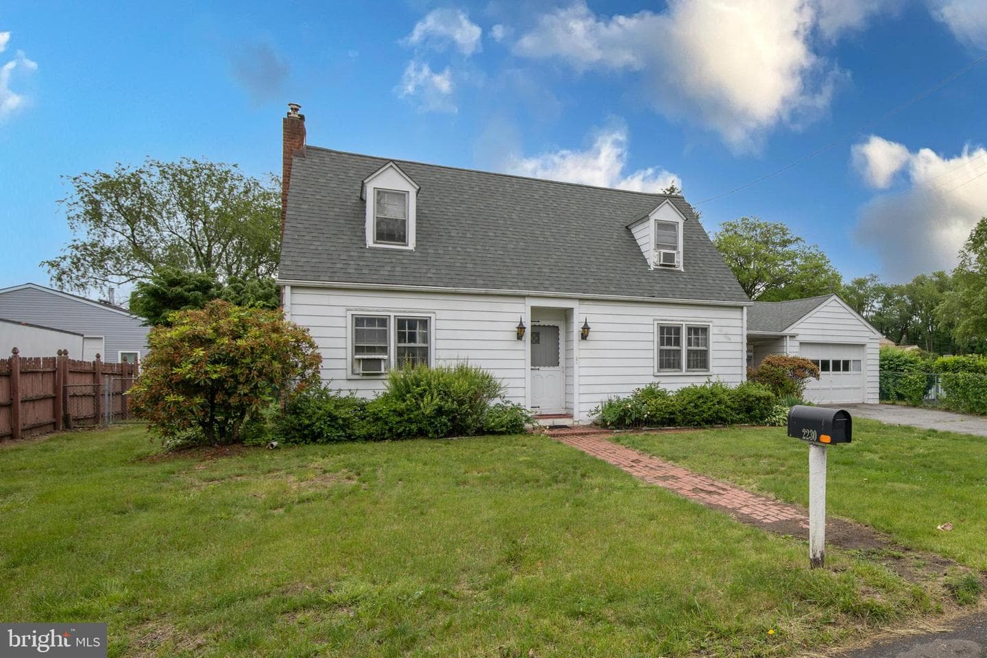 2230 Edgely Road photo 1