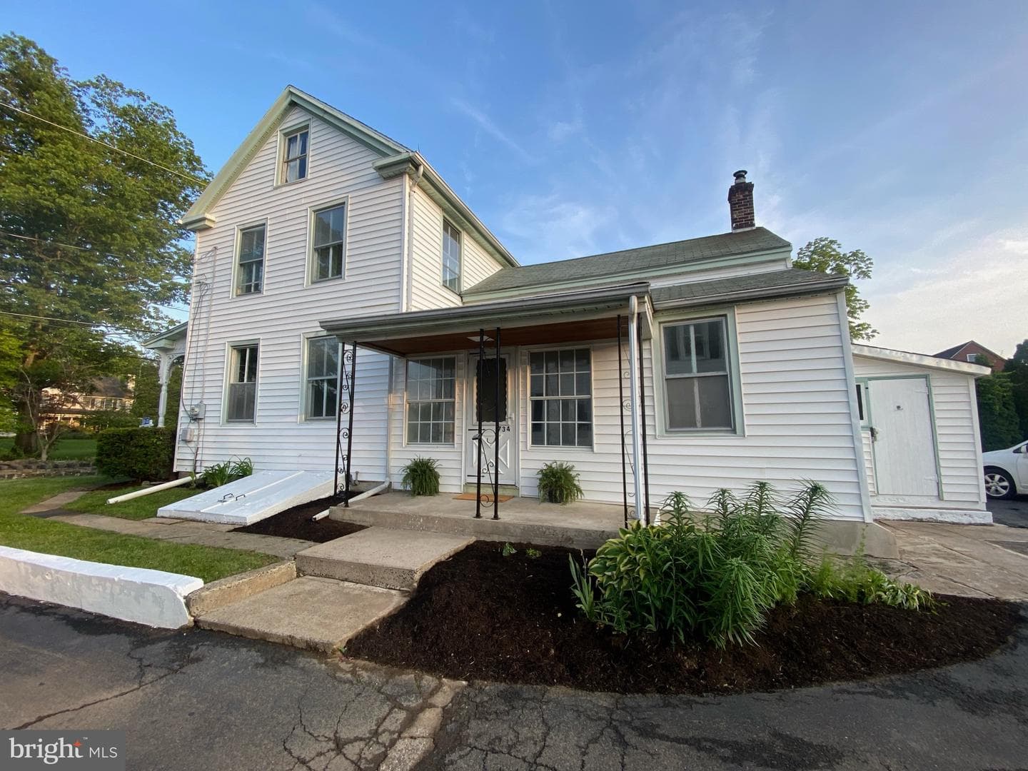 732 Allentown Road photo 1